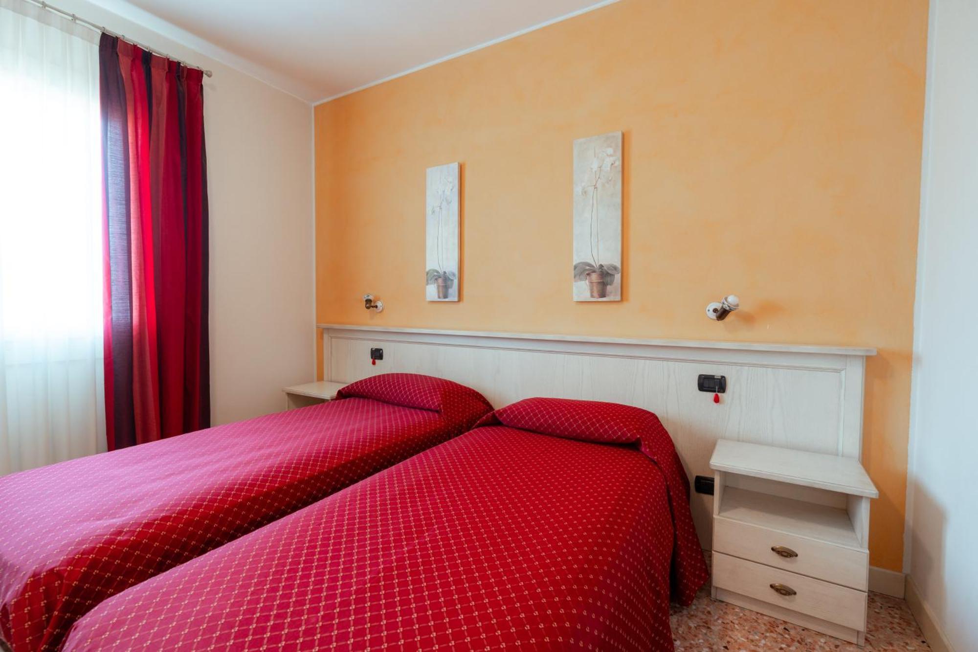 Albergo Corte Di Emma 阿尔齐尼亚诺 外观 照片